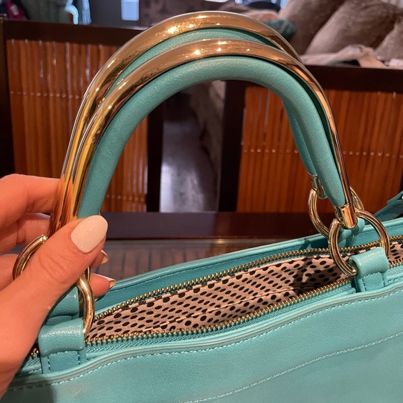 NWOT teal Gianni Bini purse - Picture 3 of 4